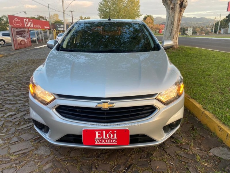 PRISMA 1.4 MPFI LT 8V FLEX 4P MANUAL - 2017 - DOIS IRMãOS