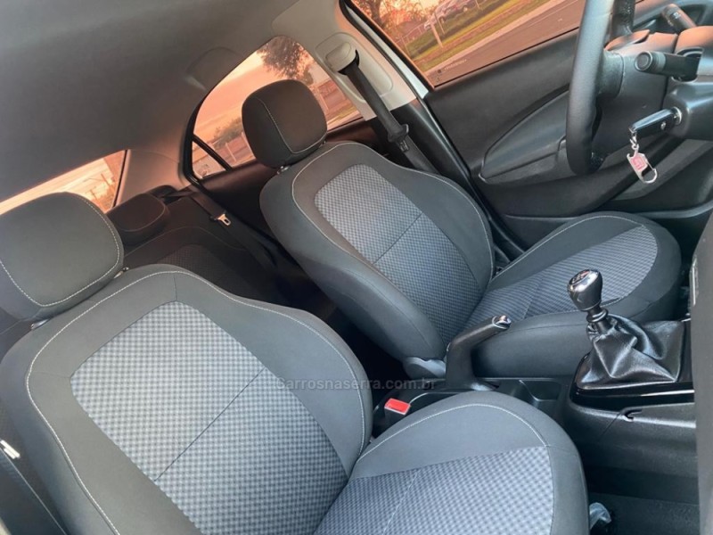 PRISMA 1.4 MPFI LT 8V FLEX 4P MANUAL - 2017 - DOIS IRMãOS