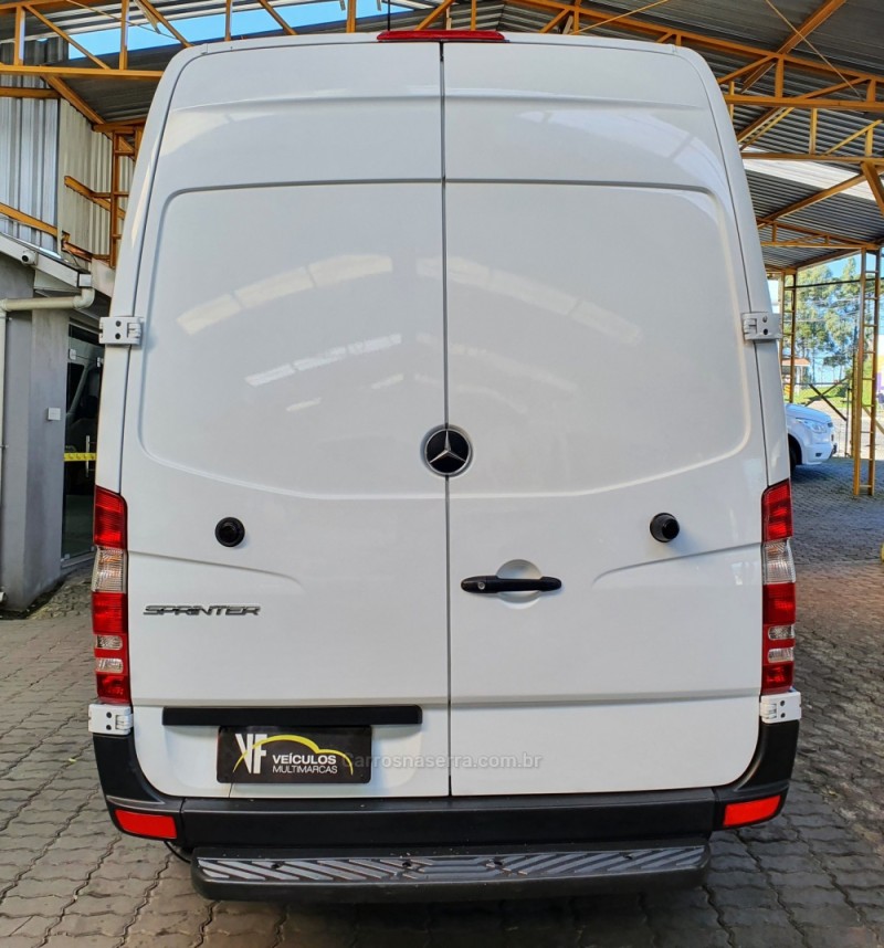 SPRINTER 2.2 415 CDI FURGÃO 14 BI-TURBO DIESEL MANUAL - 2019 - CAXIAS DO SUL