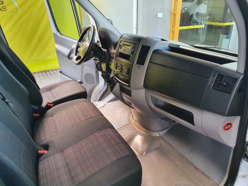 SPRINTER 2.2 415 CDI FURGÃO 14 BI-TURBO DIESEL MANUAL - 2019 - CAXIAS DO SUL