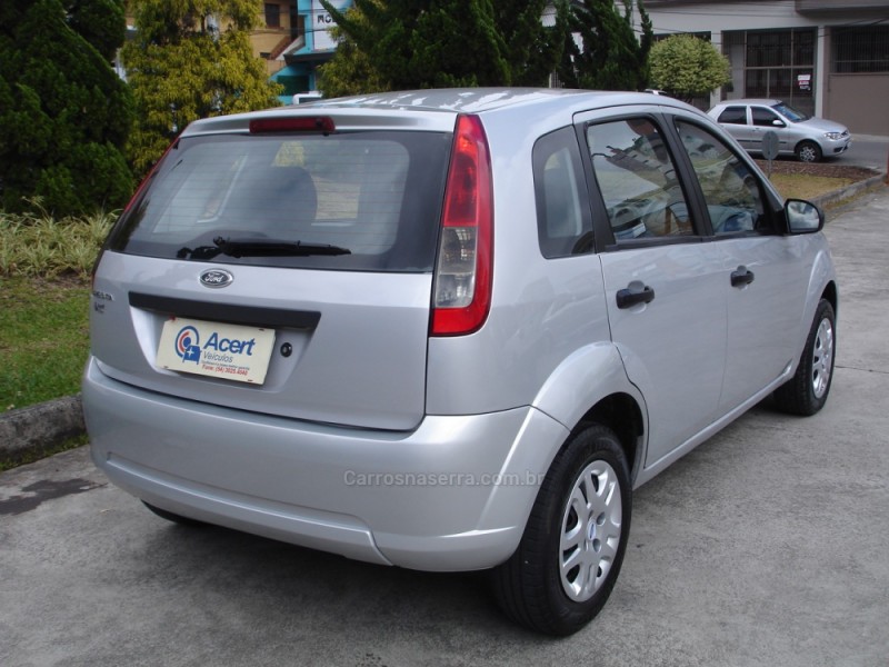FIESTA 1.6 MPI HATCH 8V FLEX 4P MANUAL - 2011 - CAXIAS DO SUL