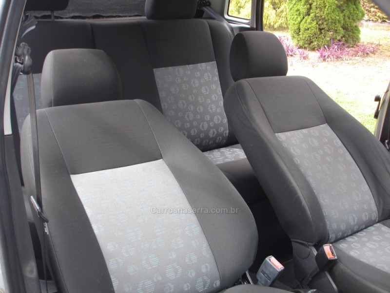 FIESTA 1.6 MPI HATCH 8V FLEX 4P MANUAL - 2011 - CAXIAS DO SUL