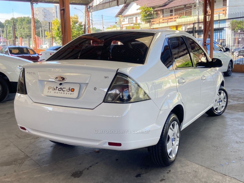 FIESTA 1.6 ROCAM SEDAN 8V FLEX 4P MANUAL - 2013 - NOVO HAMBURGO