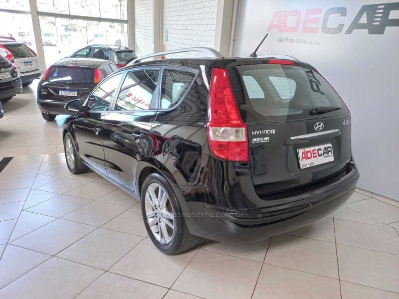 I30 CW 2.0 MPFI GLS 16V GASOLINA 4P AUTOMÁTICO - 2011 - FARROUPILHA