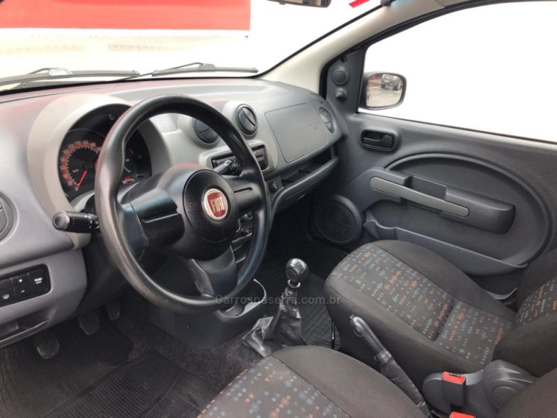 UNO 1.0 EVO VIVACE 8V FLEX 2P MANUAL - 2014 - CASCA