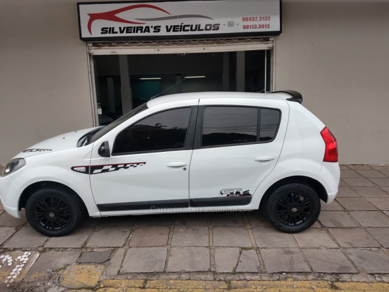 SANDERO 1.6 GT LINE LIMITED FLEX 4P MANUAL