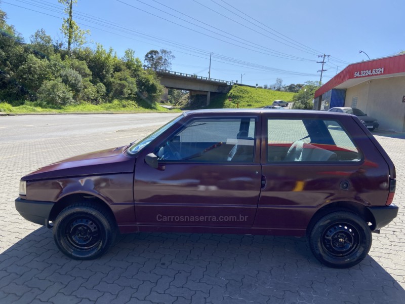 UNO 1.0 MPI MILLE SMART 8V GASOLINA 2P MANUAL - 2001 - CAXIAS DO SUL