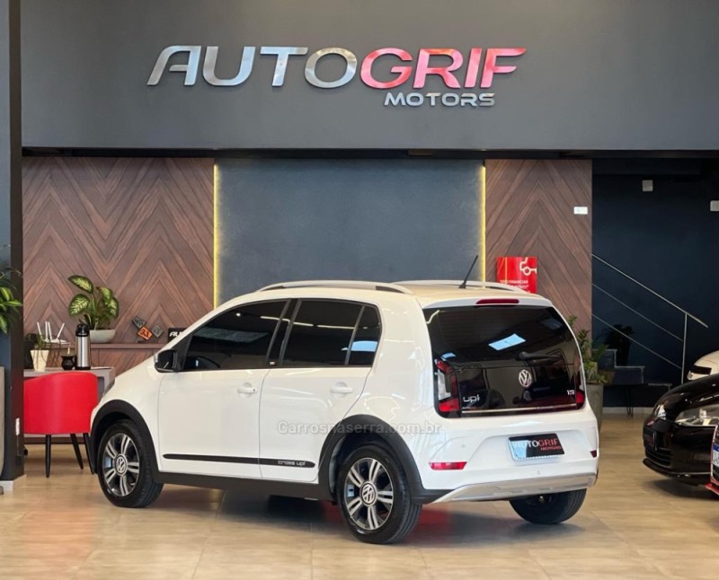 UP 1.0 TSI CROSS 12V FLEX 4P MANUAL - 2018 - CAMPO BOM