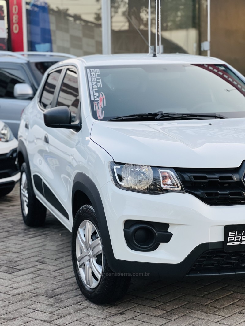 KWID 1.0 12V SCE FLEX ZEN MANUAL - 2022 - ESTâNCIA VELHA
