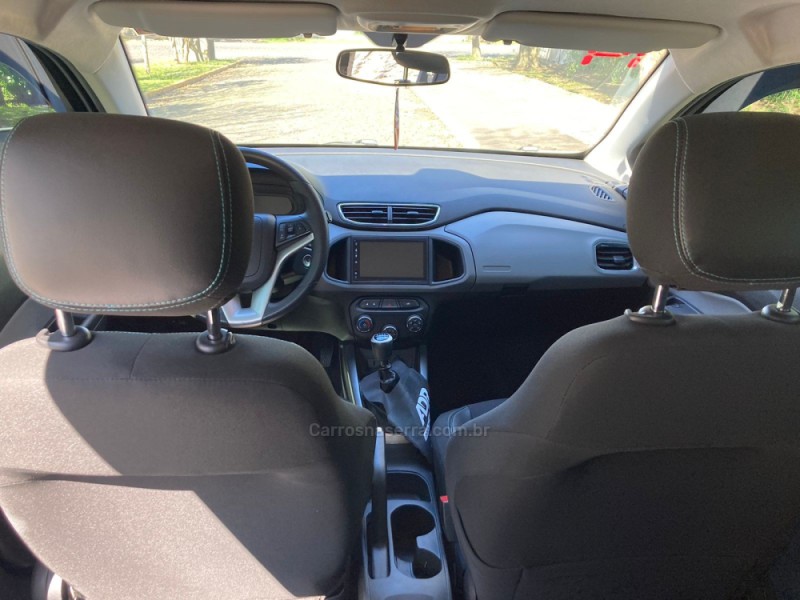 ONIX 1.0 LT PLUS 8V FLEX 4P MANUAL - 2019 - FARROUPILHA