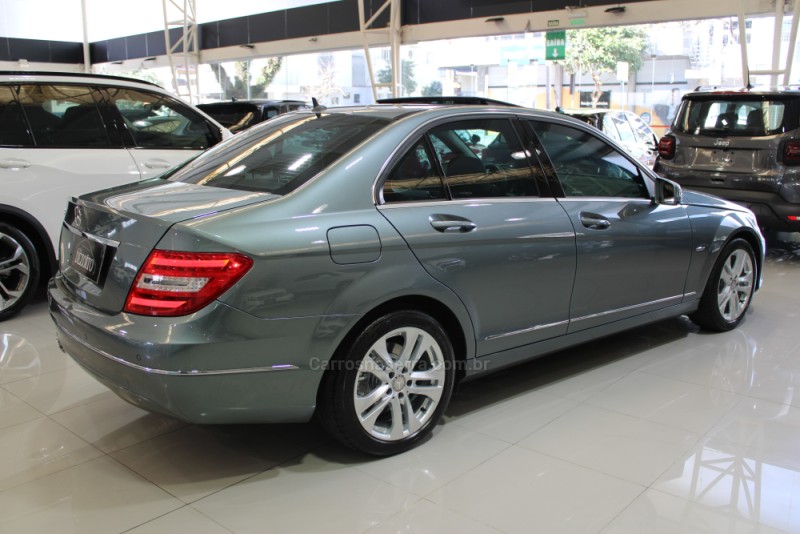 C 200 1.8 CGI AVANTGARDE 16V GASOLINA 4P AUTOMÁTICO - 2012 - CAXIAS DO SUL