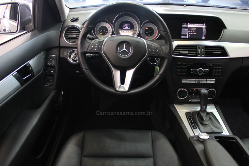 C 200 1.8 CGI AVANTGARDE 16V GASOLINA 4P AUTOMÁTICO - 2012 - CAXIAS DO SUL