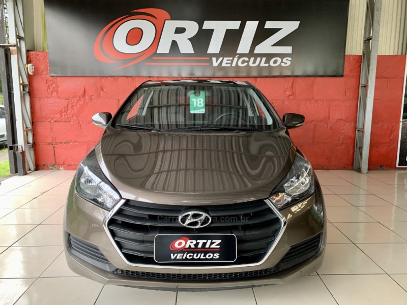 HYUNDAI - HB20 - 2017/2018 - Marrom - R$ 56.900,00 - Ortiz Veículos