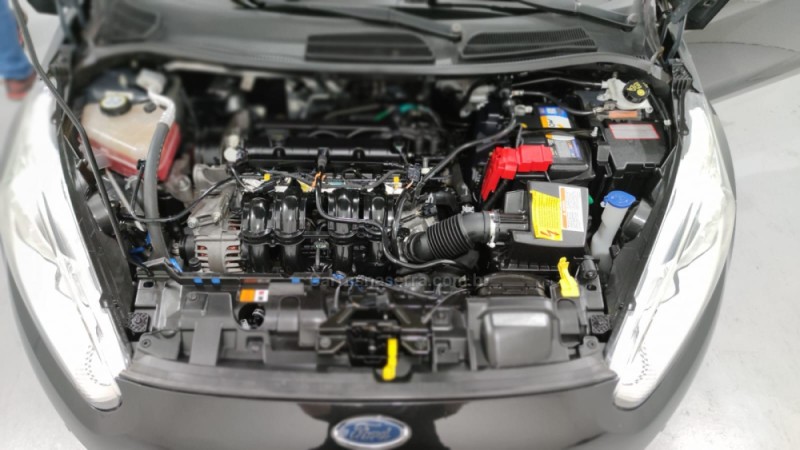 FIESTA 1.6 SE HATCH 16V FLEX 4P MANUAL - 2014 - CAXIAS DO SUL