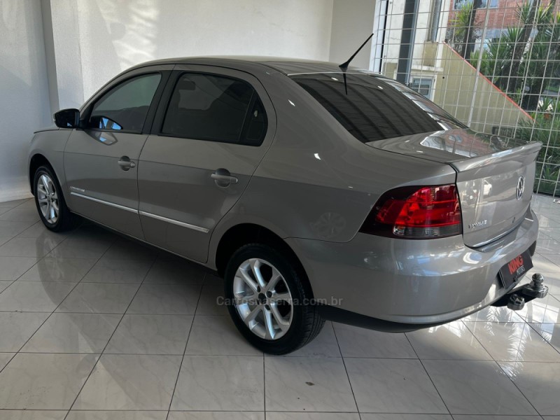 VOYAGE 1.6 MI COMFORTLINE I-MOTION 8V FLEX 4P AUTOMATIZADO - 2013 - CAXIAS DO SUL