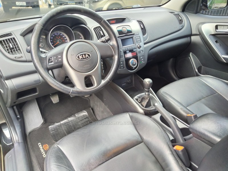 CERATO 1.6 EX3 SEDAN 16V GASOLINA 4P MANUAL - 2011 - CAXIAS DO SUL
