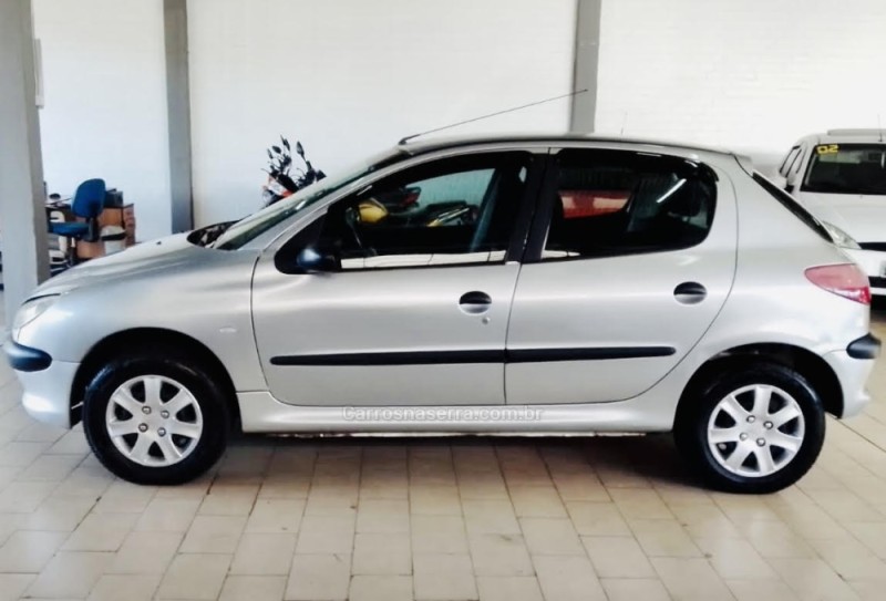 206 1.0 SELECTION 16V GASOLINA 4P MANUAL - 2004 - CAXIAS DO SUL