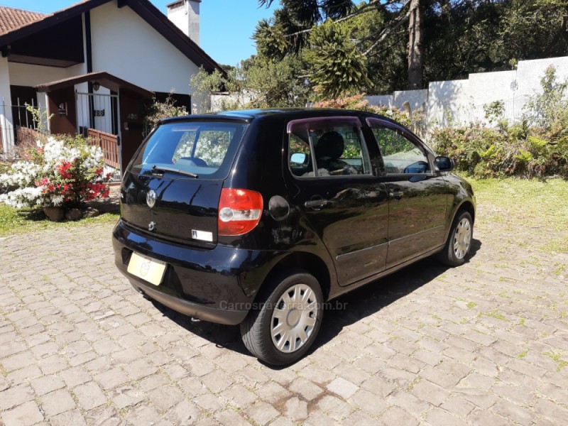 FOX 1.0 MI 8V FLEX 4P MANUAL - 2009 - CANELA