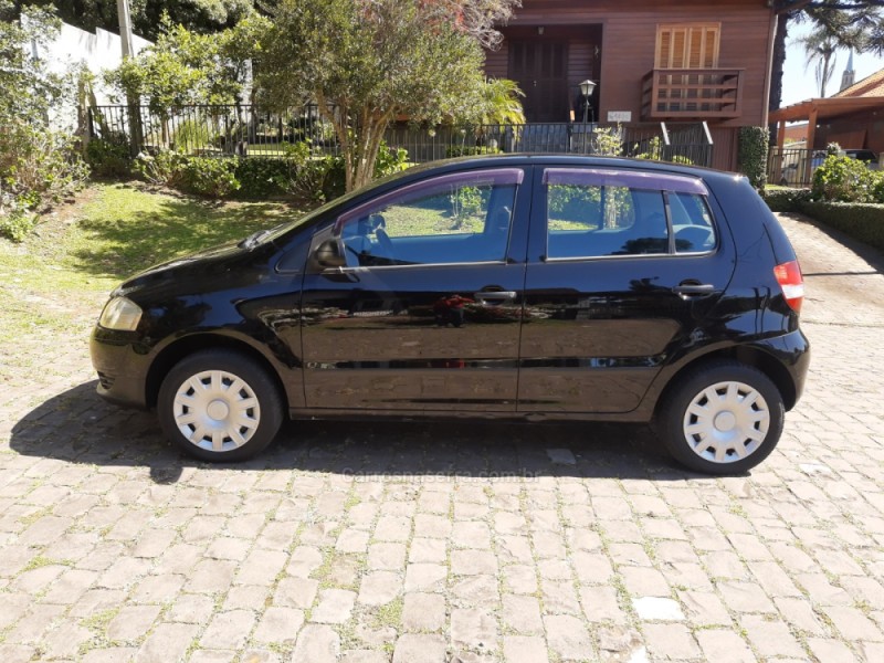 FOX 1.0 MI 8V FLEX 4P MANUAL - 2009 - CANELA