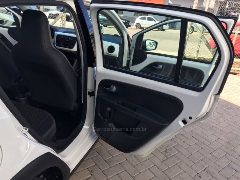 UP 1.0 CROSS T.FLEX 12V 4P MANUAL - 2015 - BENTO GONçALVES
