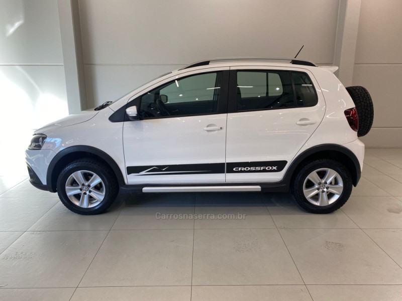 CROSSFOX 1.6 MI FLEX 8V 4P MANUAL - 2011 - FLORES DA CUNHA