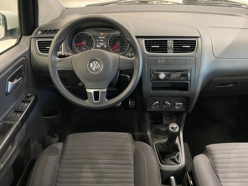 CROSSFOX 1.6 MI FLEX 8V 4P MANUAL - 2011 - FLORES DA CUNHA