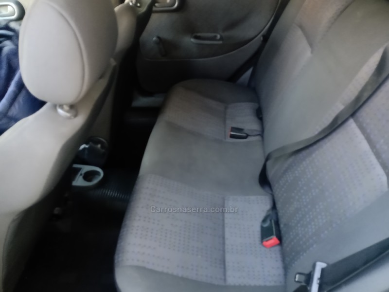 CORSA 1.4 MPFI MAXX SEDAN 8V FLEX 4P MANUAL - 2012 - CAXIAS DO SUL