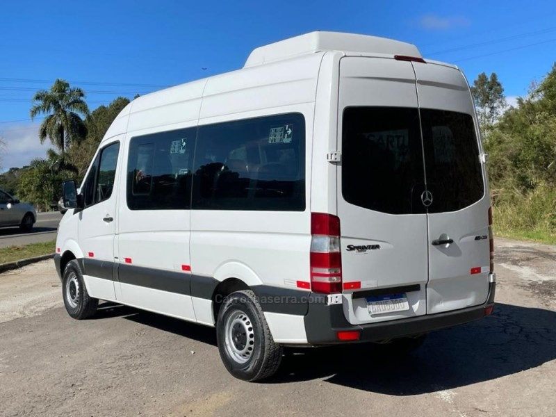 SPRINTER 2.2 415 CDI VAN 16 LUGARES TETO ALTO 16V BI-TURBO DIESEL MANUAL - 2016 - CAXIAS DO SUL