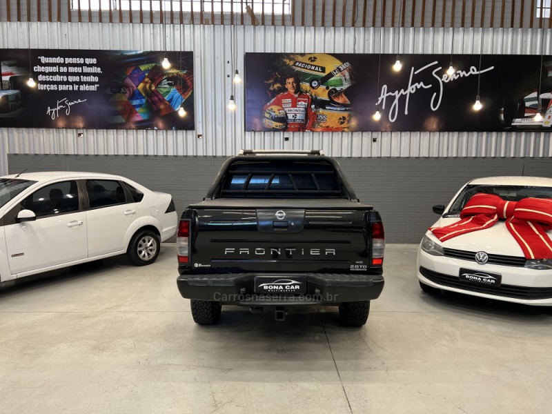 FRONTIER 2.8 SE STRIKE 4X4 CD TURBO ELETRONIC DIESEL 4P MANUAL - 2004 - CAXIAS DO SUL