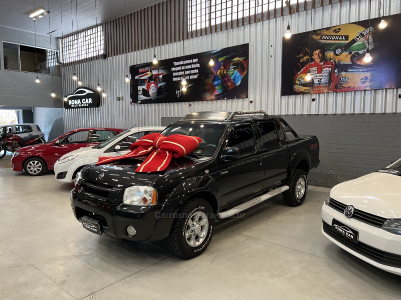FRONTIER 2.8 SE STRIKE 4X4 CD TURBO ELETRONIC DIESEL 4P MANUAL - 2004 - CAXIAS DO SUL
