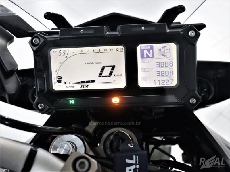 MT 09 TRACER - 2018 - SAPIRANGA