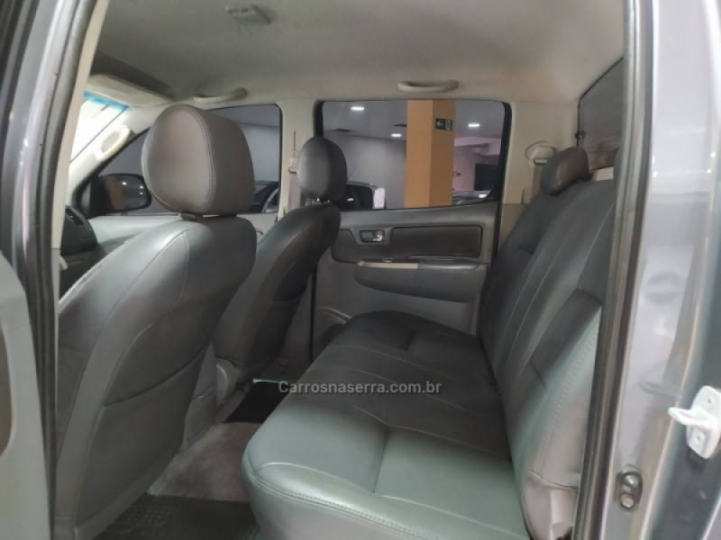 HILUX 3.0 SRV 4X4 CD 16V TURBO INTERCOOLER DIESEL 4P MANUAL - 2011 - CAXIAS DO SUL