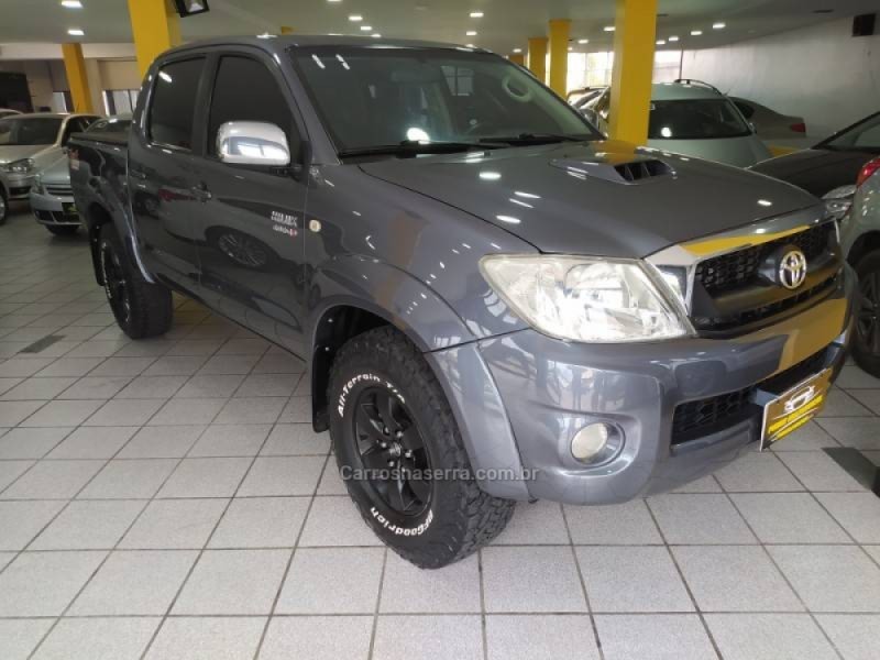 HILUX 3.0 SRV 4X4 CD 16V TURBO INTERCOOLER DIESEL 4P MANUAL - 2011 - CAXIAS DO SUL