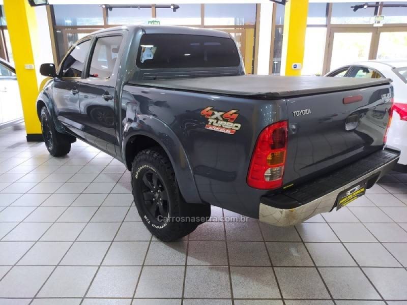 HILUX 3.0 SRV 4X4 CD 16V TURBO INTERCOOLER DIESEL 4P MANUAL - 2011 - CAXIAS DO SUL