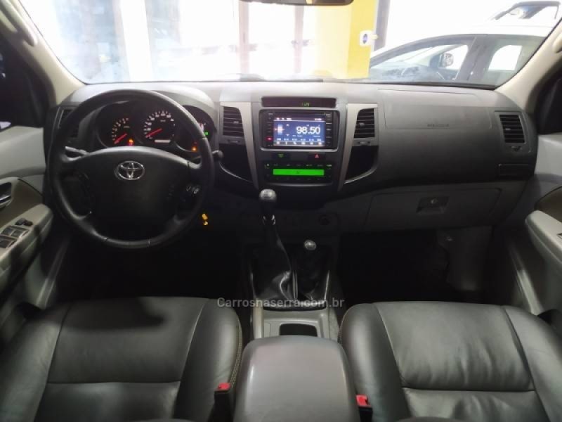 HILUX 3.0 SRV 4X4 CD 16V TURBO INTERCOOLER DIESEL 4P MANUAL - 2011 - CAXIAS DO SUL