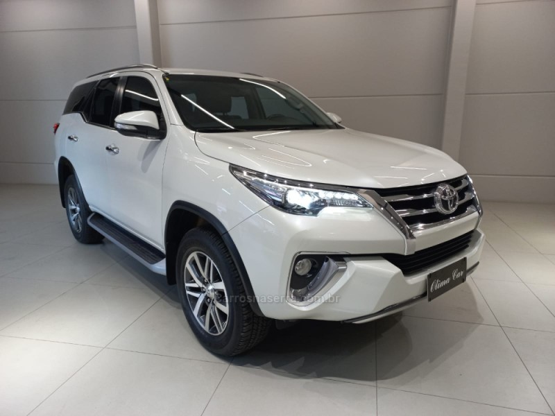 HILUX SW4 2.8 SRX 4X4 16V TURBO INTERCOOLER DIESEL 4P AUTOMÁTICO - 2017 - FLORES DA CUNHA