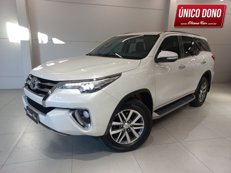 hilux sw4 2.8 srx 4x4 16v turbo intercooler diesel 4p automatico 2017 flores da cunha