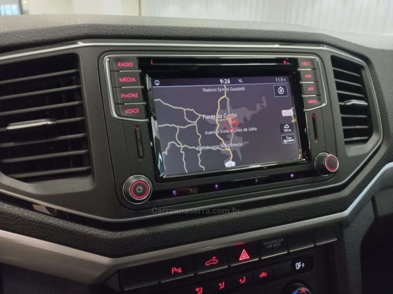 AMAROK 3.0 V6 TDI HIGHLINE CD DIESEL 4MOTION AUTOMÁTICO - 2020 - FLORES DA CUNHA