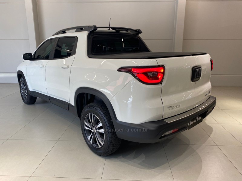 TORO 2.0 16V TURBO DIESEL FREEDOM 4WD AT9 AUTOMÁTICO - 2022 - FLORES DA CUNHA