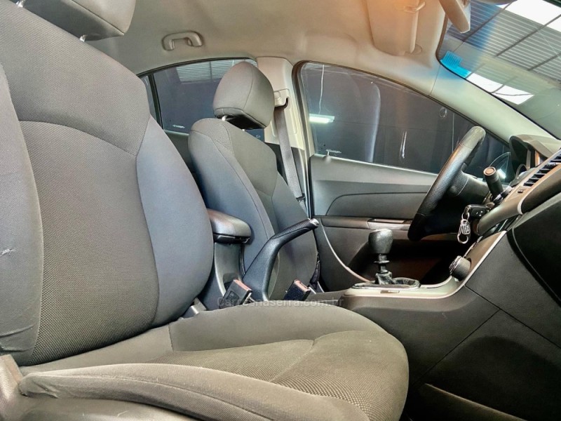 CRUZE 1.8 LT 16V FLEX 4P MANUAL - 2015 - CAXIAS DO SUL