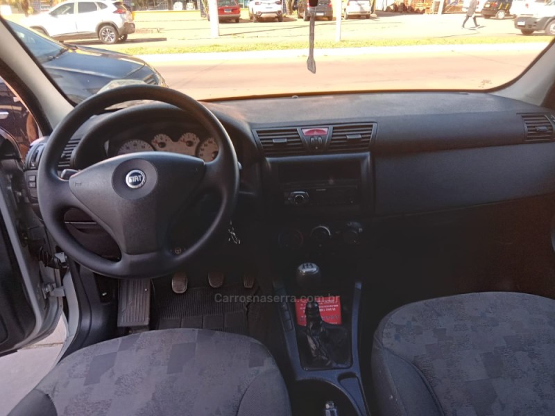 STILO 1.8 MPI CONNECT 8V GASOLINA 4P MANUAL - 2003 - GUAPORé