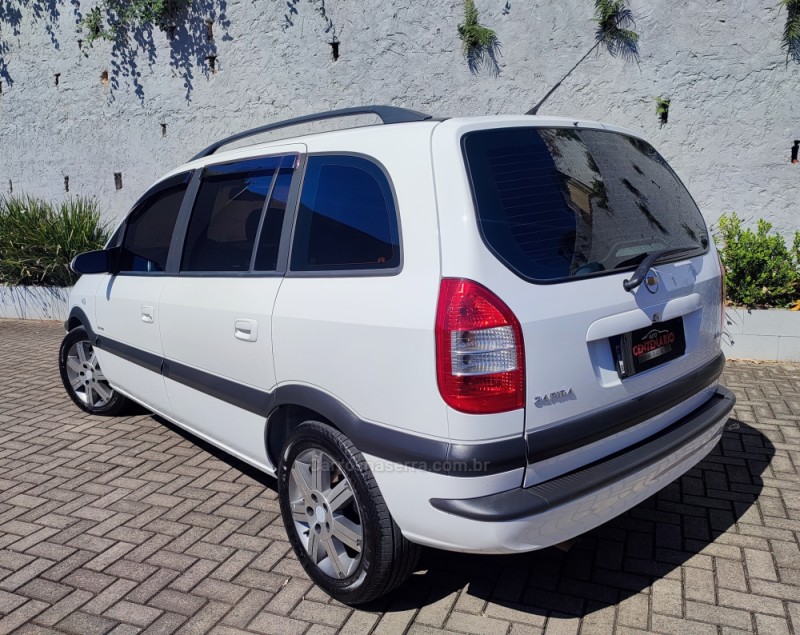 ZAFIRA 2.0 MPFI ELITE 8V FLEX 4P AUTOMÁTICO - 2012 - SAPIRANGA
