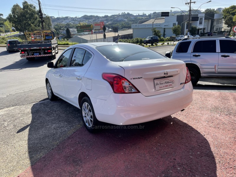 VERSA 1.6 16V FLEX S 4P MANUAL - 2013 - FARROUPILHA