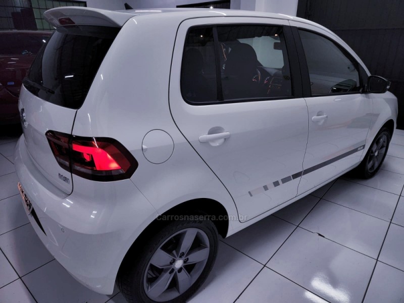 FOX 1.6 MSI RUN 8V FLEX 4P MANUAL - 2017 - CAMPO BOM