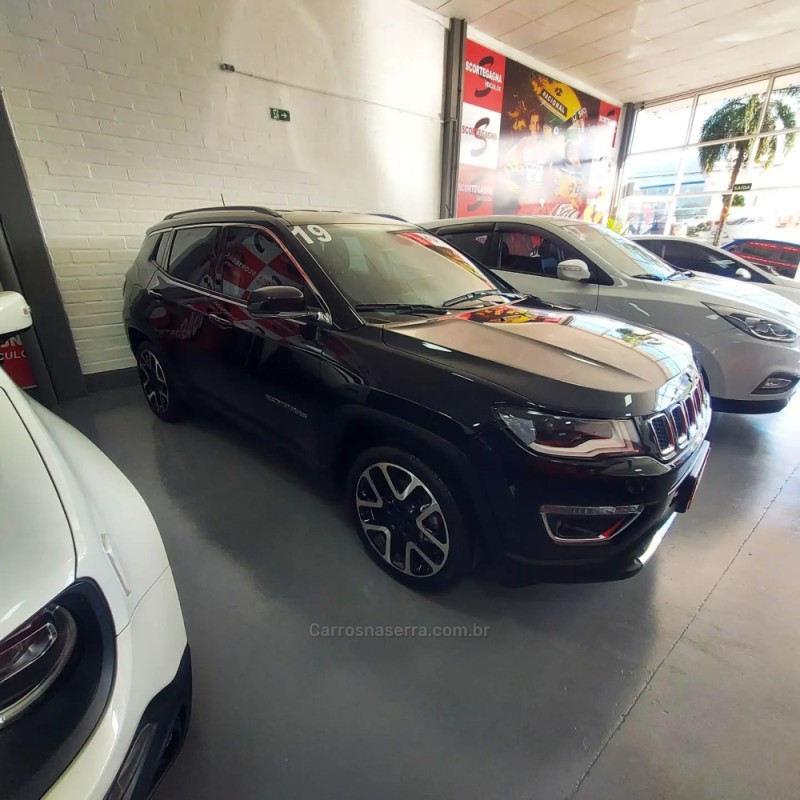 COMPASS 2.0 16V FLEX LIMITED AUTOMÁTICO - 2019 - PASSO FUNDO