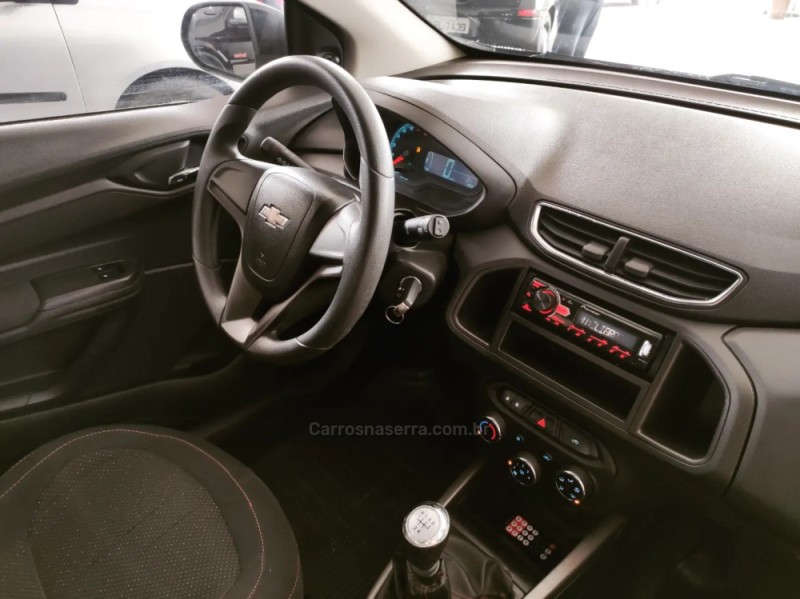 ONIX 1.0  LT 12V FLEX 4P MANUAL - 2014 - MONTENEGRO