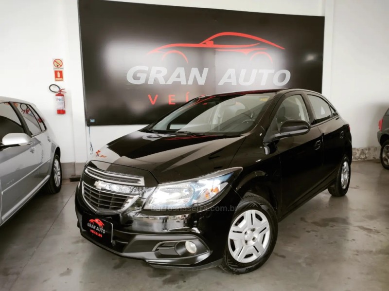 ONIX 1.0  LT 12V FLEX 4P MANUAL - 2014 - MONTENEGRO
