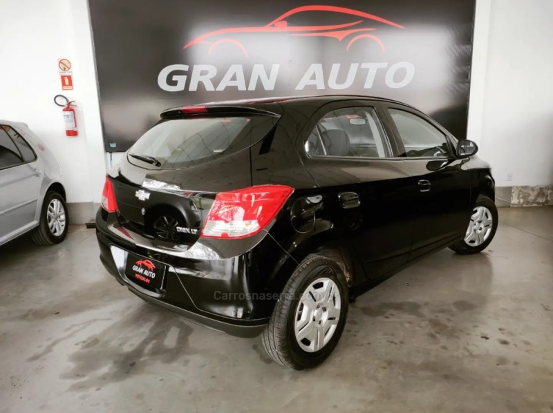 ONIX 1.0  LT 12V FLEX 4P MANUAL - 2014 - MONTENEGRO
