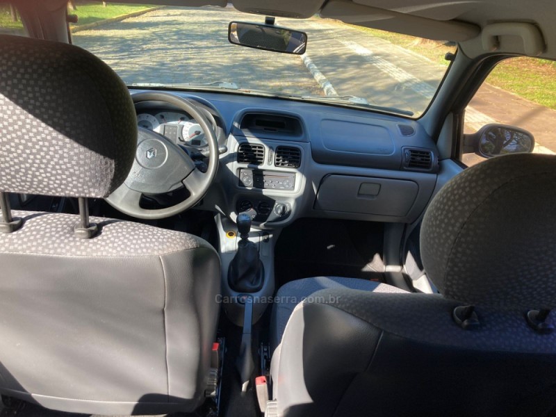 CLIO 1.6 PRIVILÉGE SEDAN 16V FLEX 4P MANUAL - 2007 - FARROUPILHA