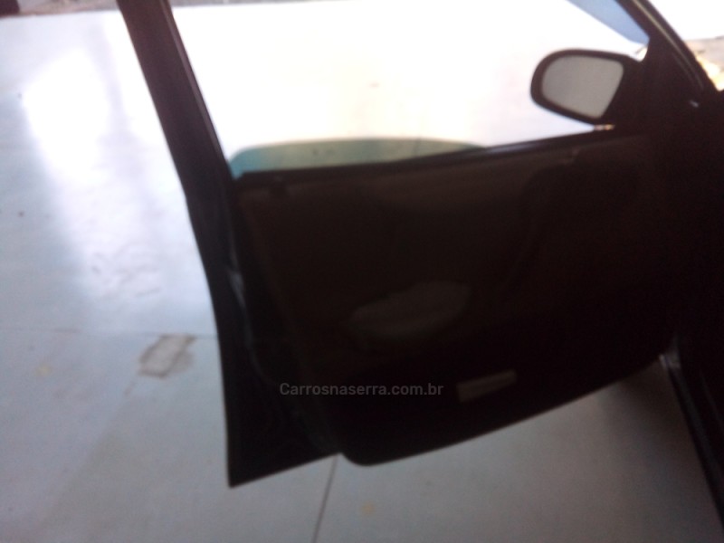 CORSA 1.6 MPFI GL 8V GASOLINA 4P MANUAL - 2001 - FLORES DA CUNHA